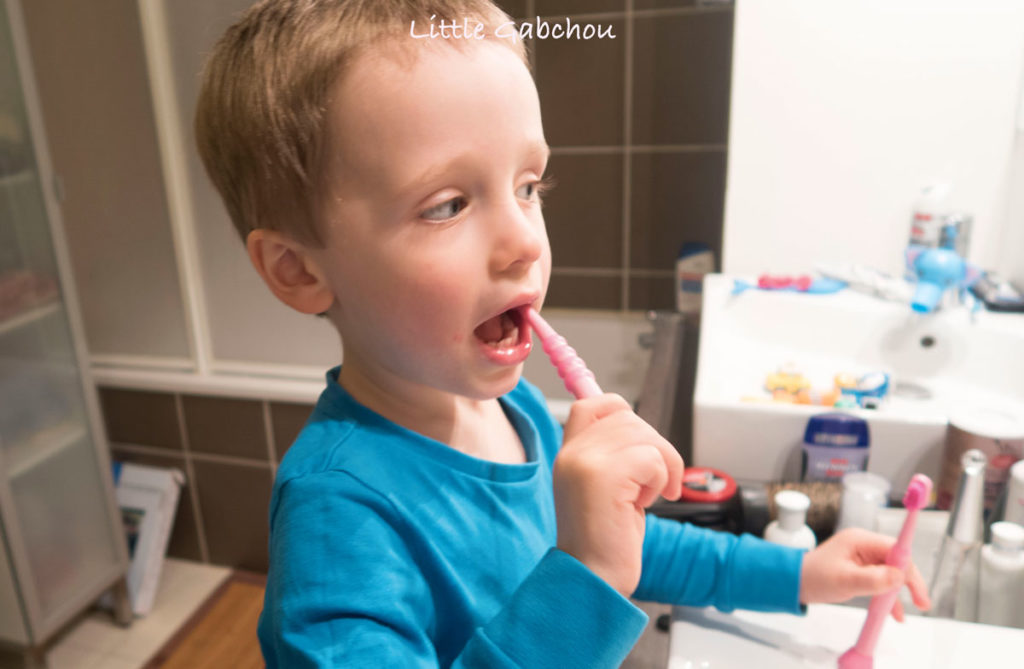 test brosse à dents curaporx