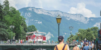 Le lac d'Annecy en été: que faire et voir en famille?