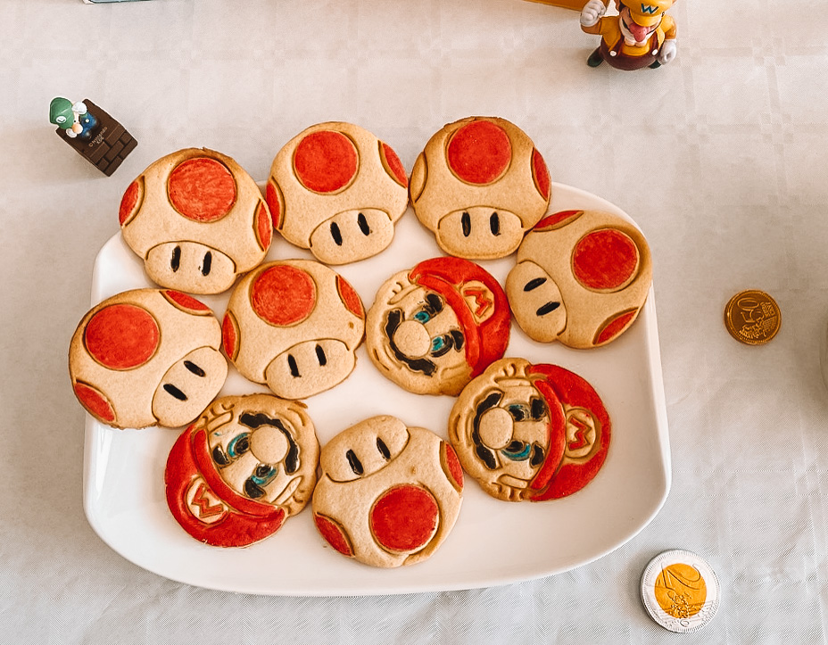 Idées de swwet table et gâteau d'anniversaire Super Mario