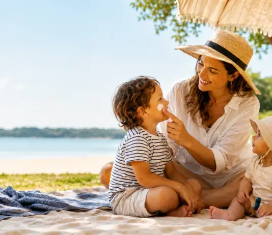 Crème solaire bébé et enfant : mes conseils pour bien choisir avec Easypara Crèmes solaires pour bébé et enfants